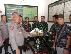 HUT TNI, Polsek Tinambung Berikan Surprise ke Koramil 04